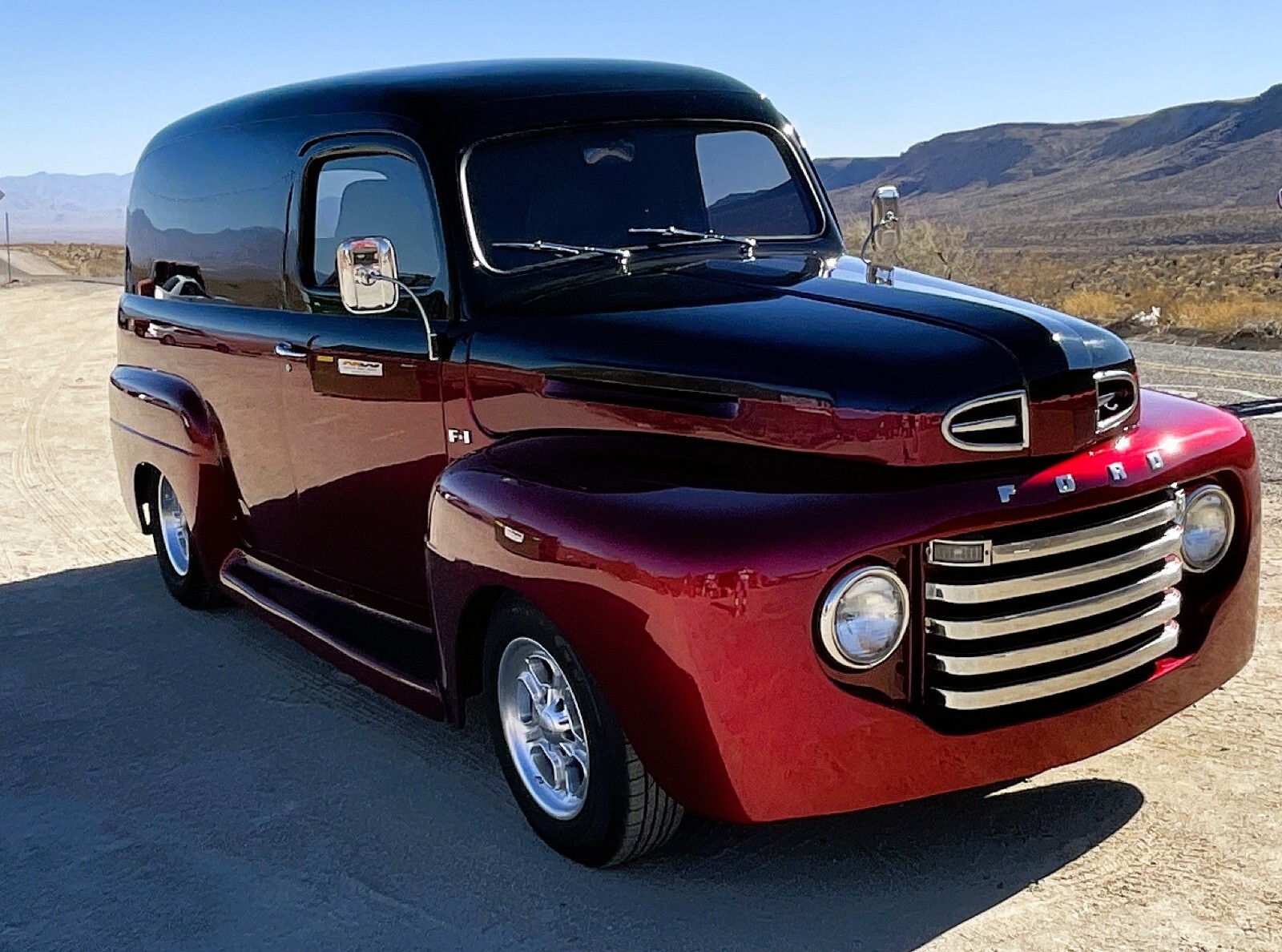 Ford F-100 1948 Panel