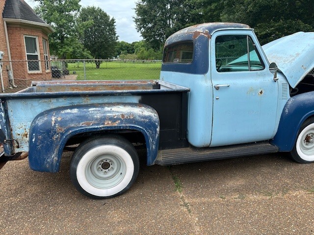 Ford-F-100-1953-Standard-Cab-Pickup-1