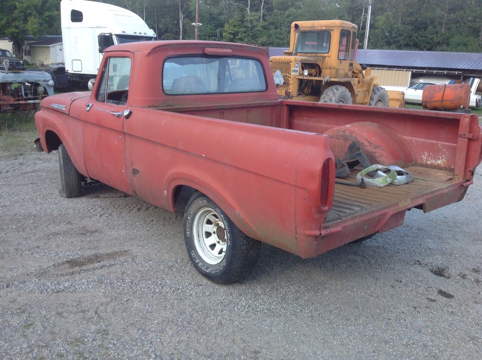 Ford-F-100-1962-Pickup-Truck