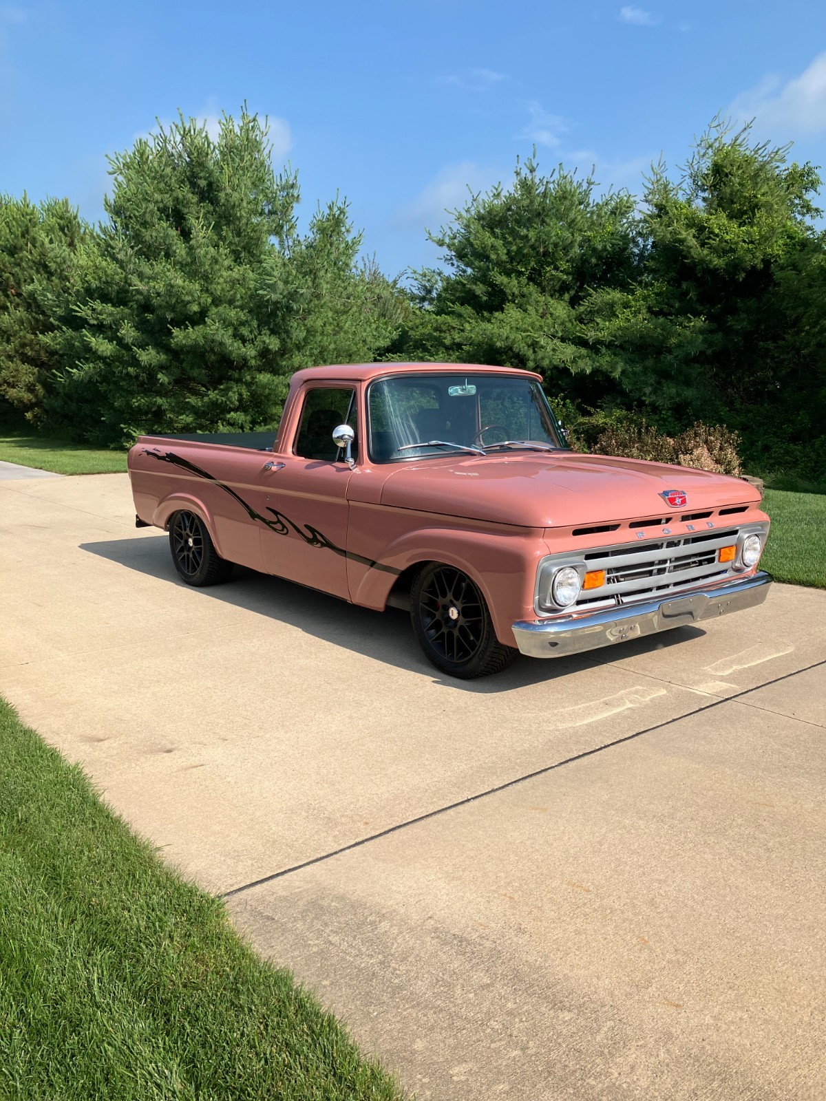 Ford-F-100-1962-short-bed-pick-up-2