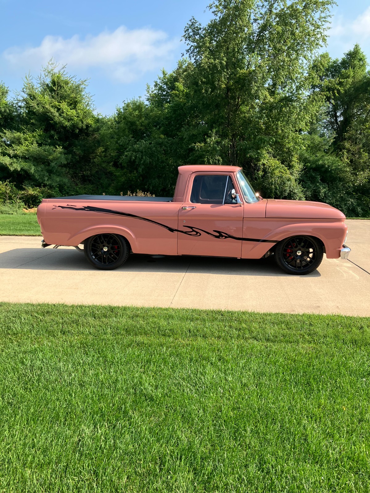 Ford-F-100-1962-short-bed-pick-up-3