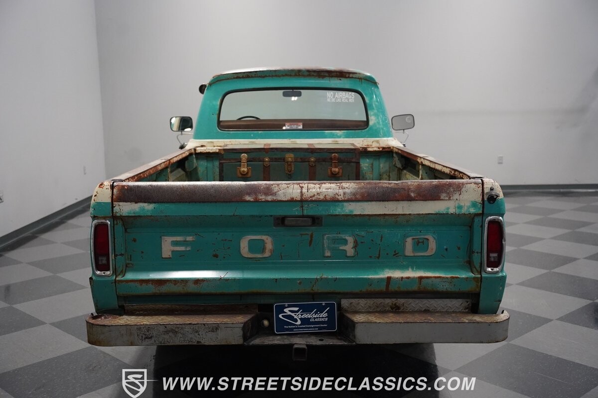 Ford-F-100-1964-Pickup-Truck-25