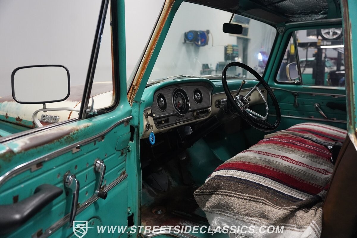 Ford-F-100-1964-Pickup-Truck-4