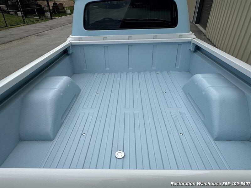 Ford-F-100-1966-8
