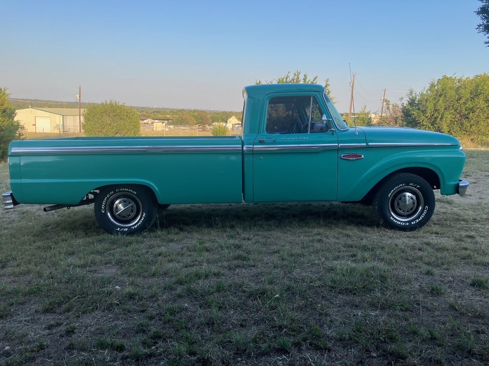 Ford-F-100-1966-Standard-Cab-Pickup-5