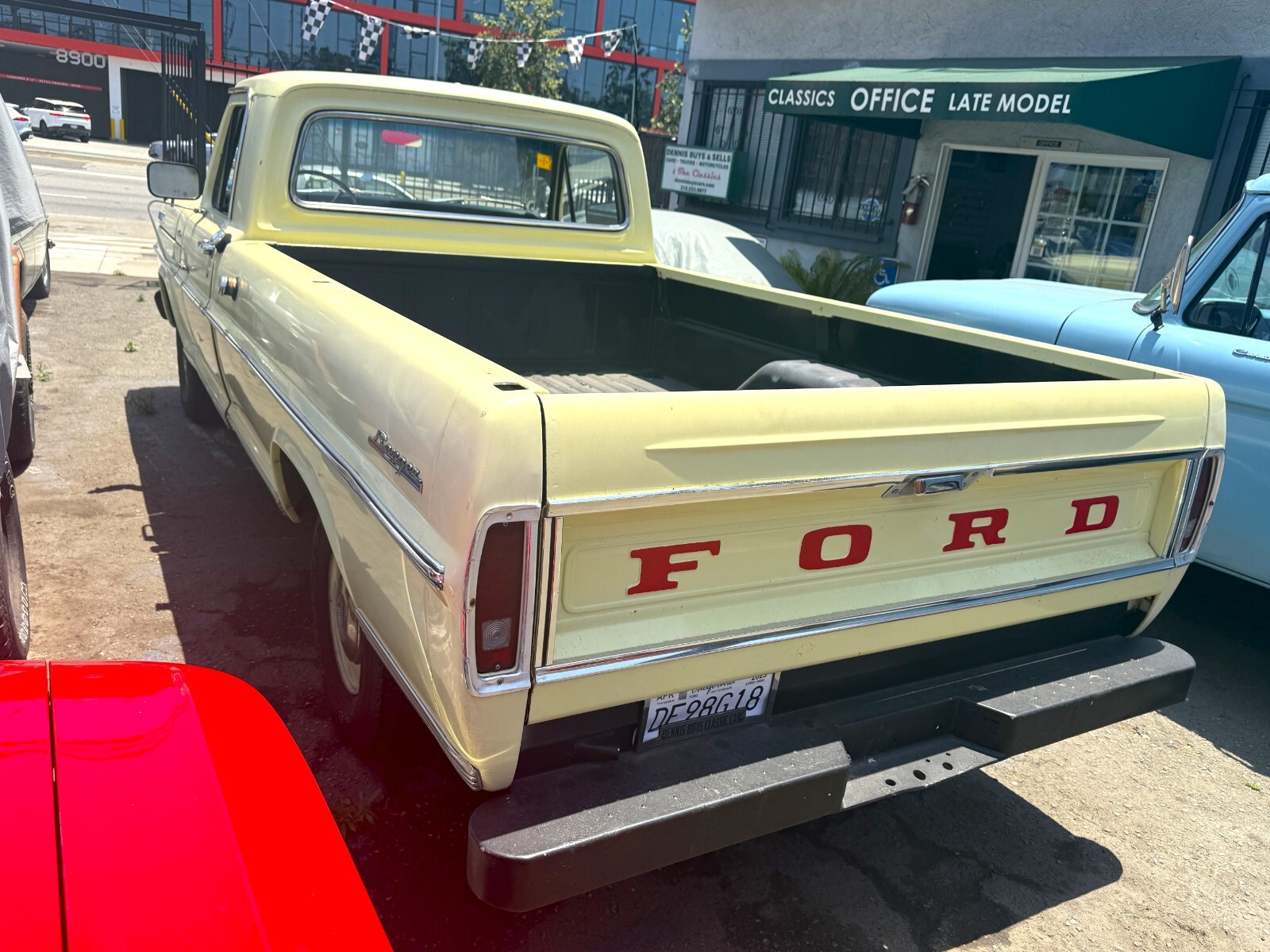 Ford-F-100-1967-Standard-Cab-Pickup-1