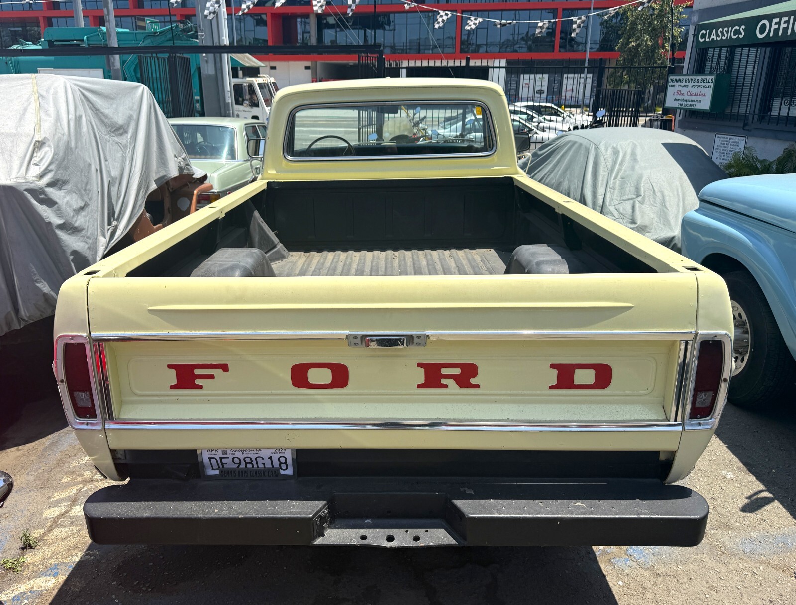 Ford-F-100-1967-Standard-Cab-Pickup-5