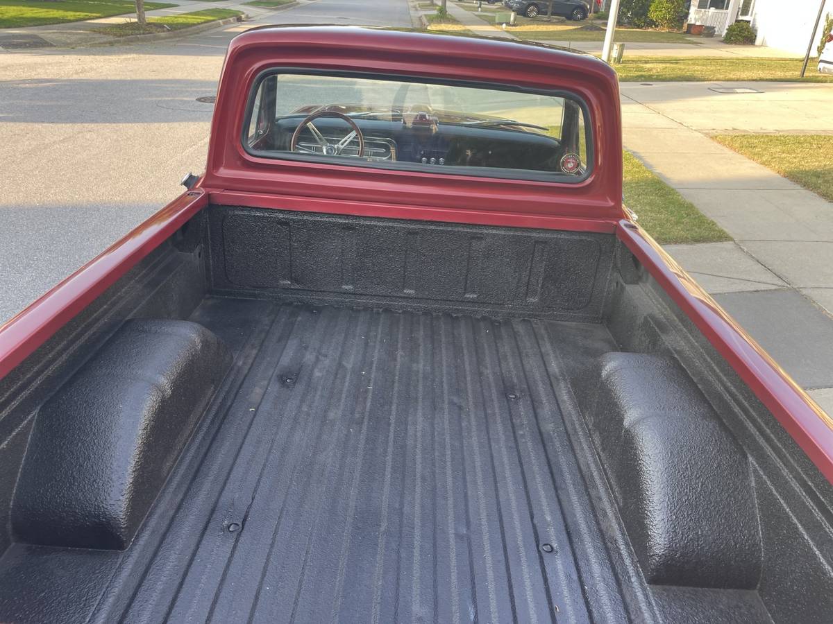Ford-F-100-1967-custom-7