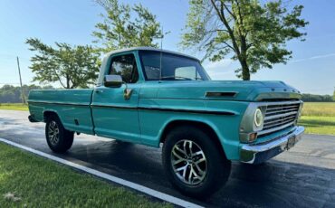 Ford-F-100-1968-Pickup-Truck-1