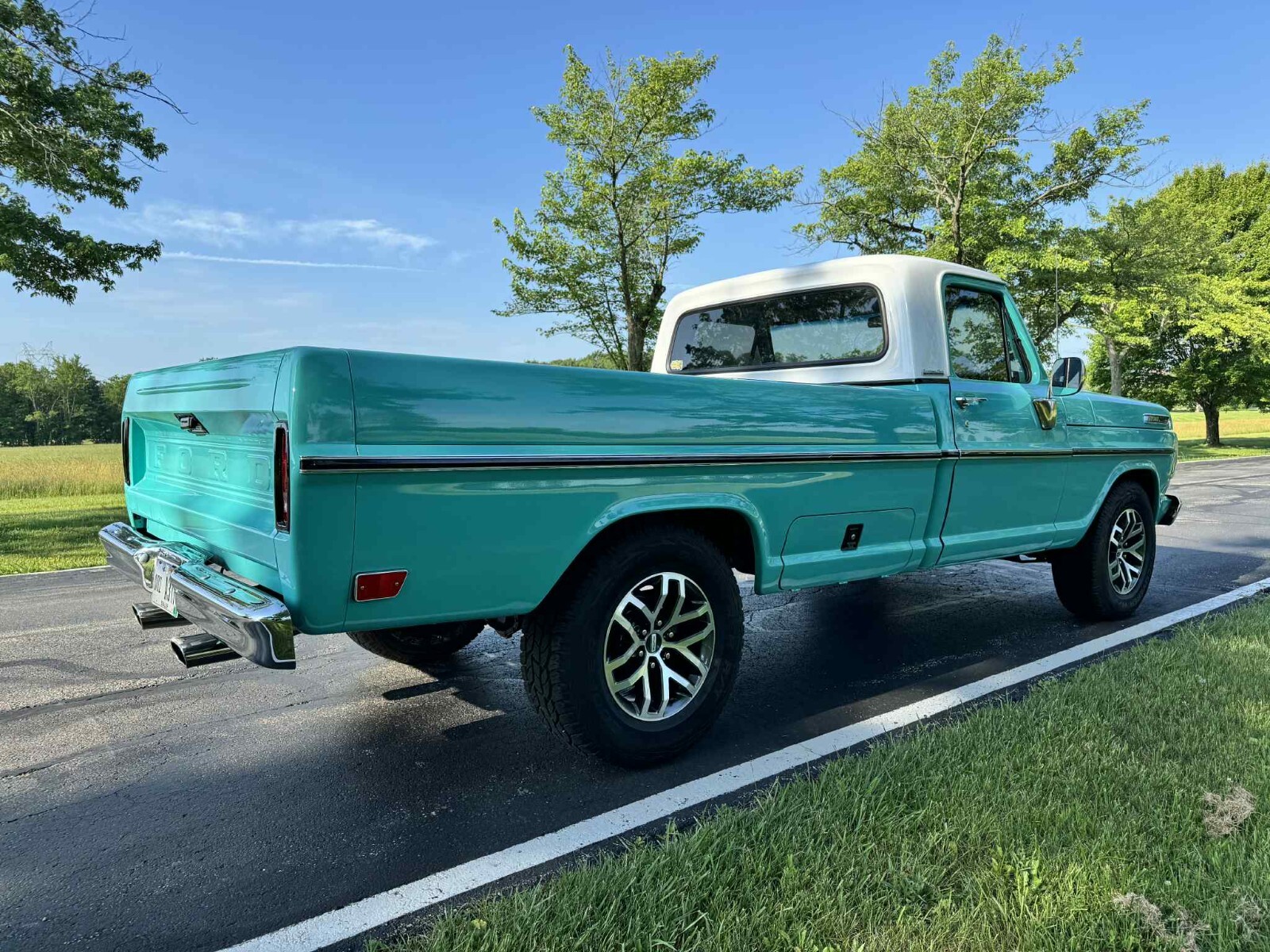 Ford-F-100-1968-Pickup-Truck-10