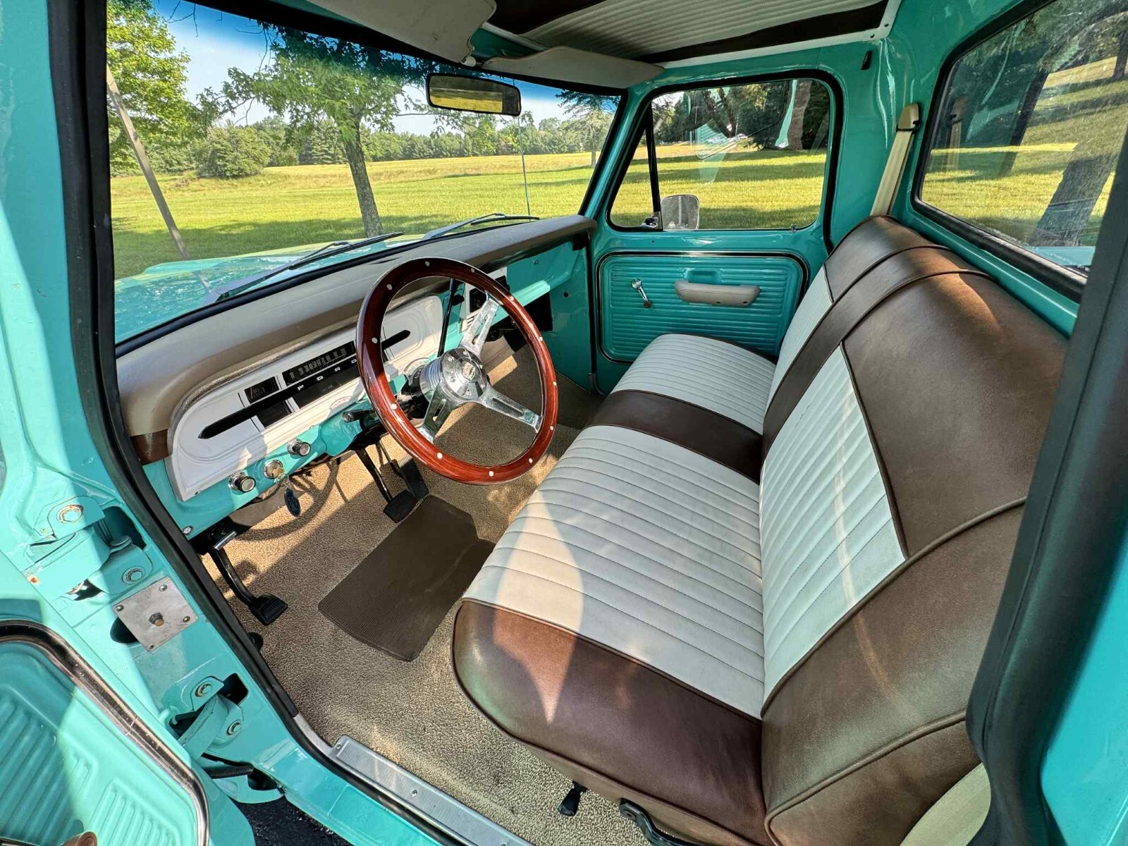 Ford-F-100-1968-Pickup-Truck-13