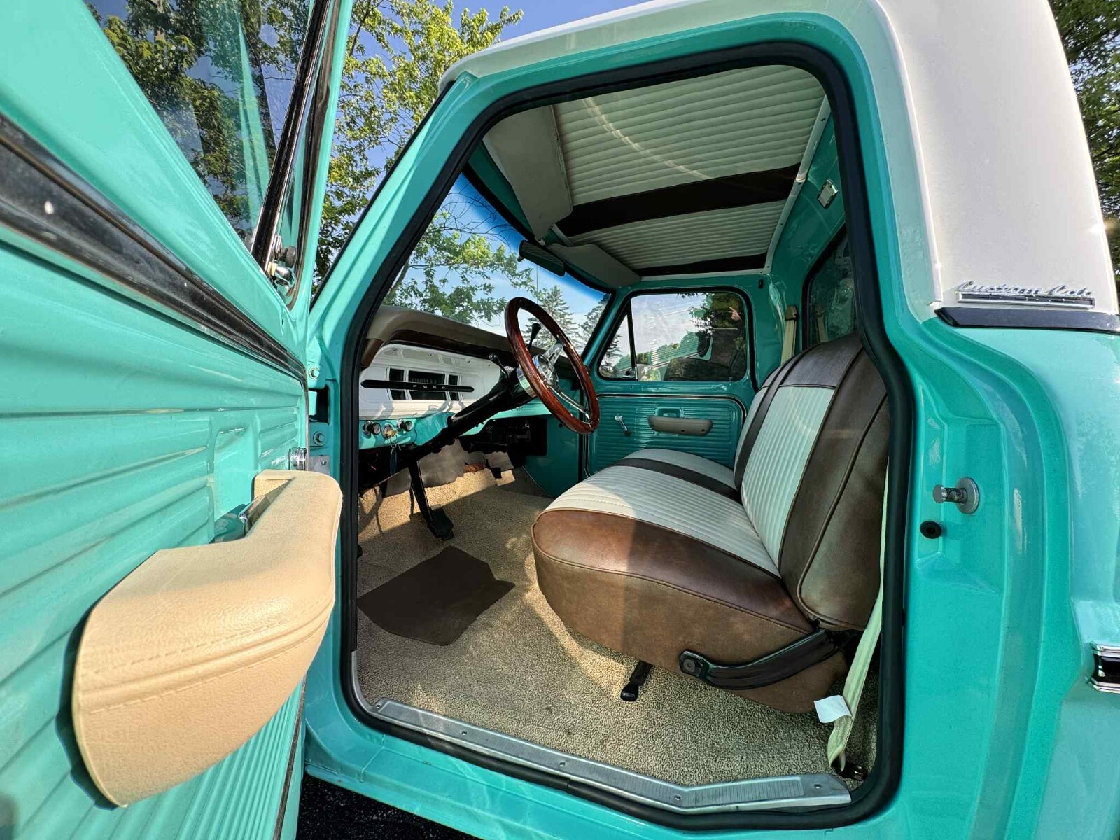 Ford-F-100-1968-Pickup-Truck-15