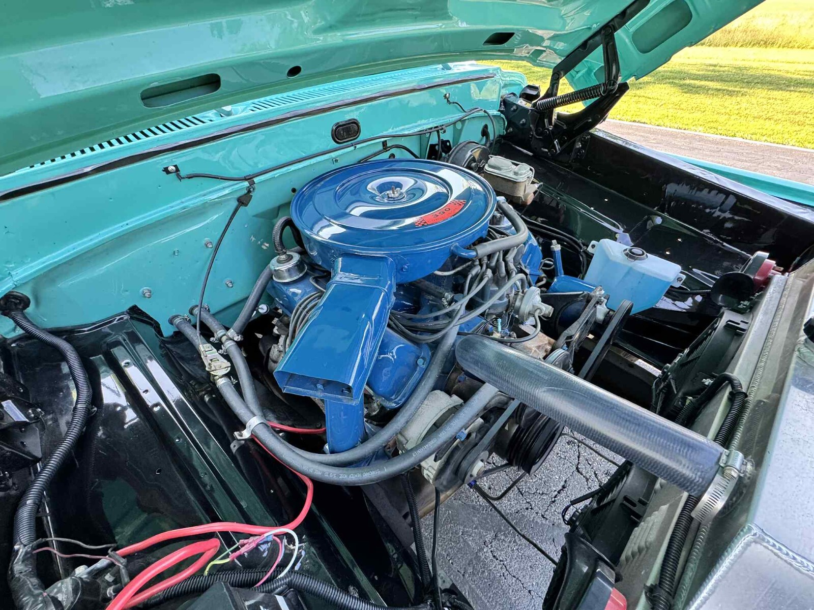 Ford-F-100-1968-Pickup-Truck-25