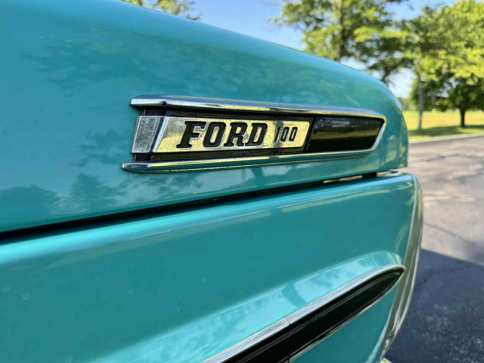 Ford-F-100-1968-Pickup-Truck-28