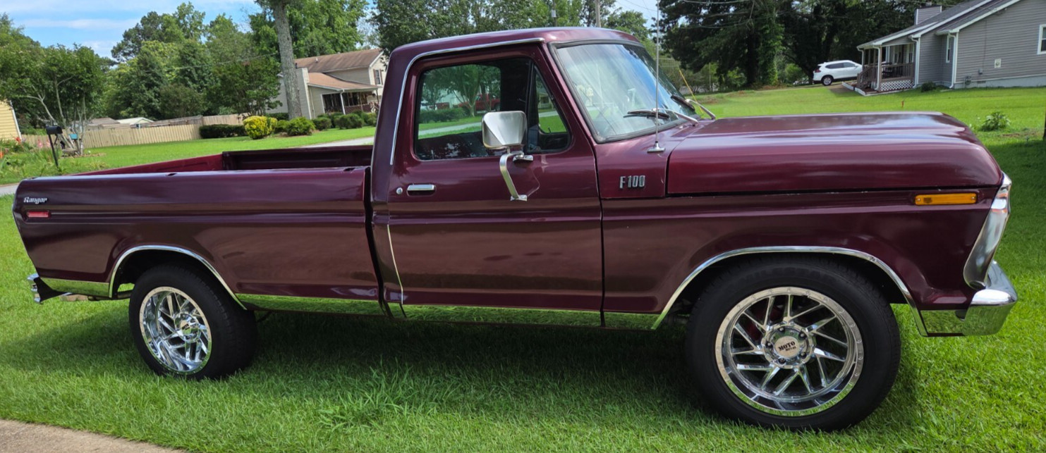 Ford-F-100-1974-Standard-Cab-Pickup
