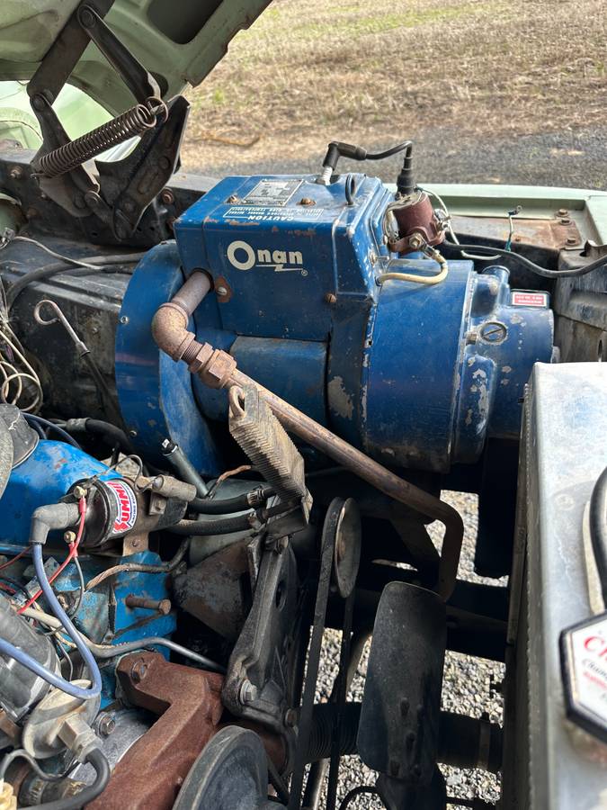Ford-F-100-farm-amp-ranch-special-1969-green-18