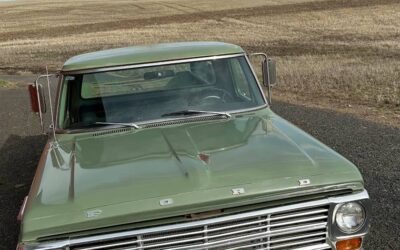 Ford F 100 farm & ranch special  1969 green