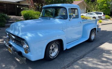 Ford-F-100-truck-1956-blue