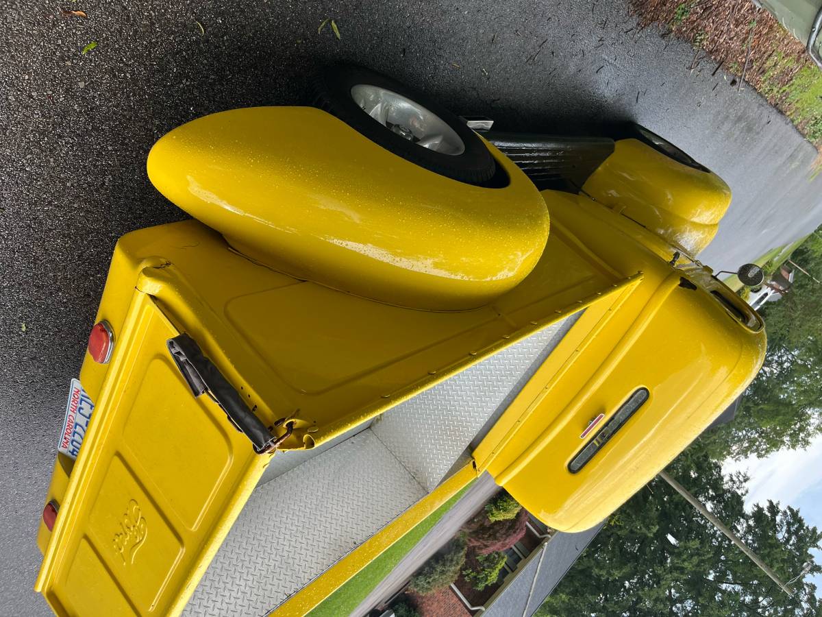 Ford-F-150-1946-yellow-10