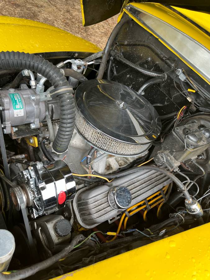 Ford-F-150-1946-yellow-21