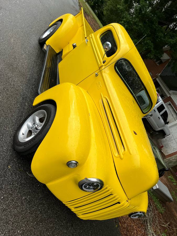 Ford-F-150-1946-yellow-22