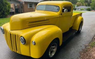 Ford-F-150-1946-yellow