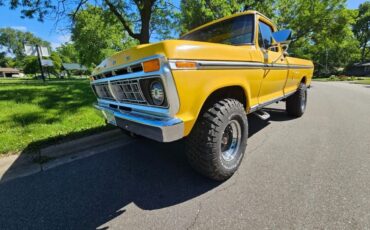 Ford-F-150-1976-Standard-Cab-Pickup-1
