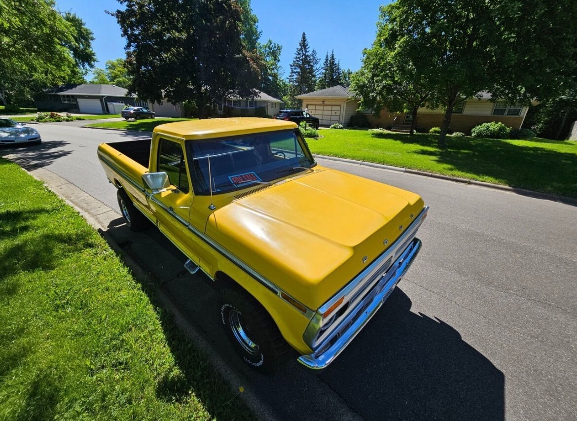 Ford-F-150-1976-Standard-Cab-Pickup-2