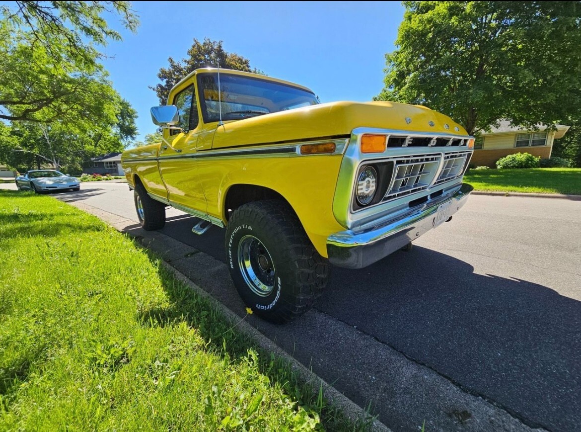 Ford-F-150-1976-Standard-Cab-Pickup-4
