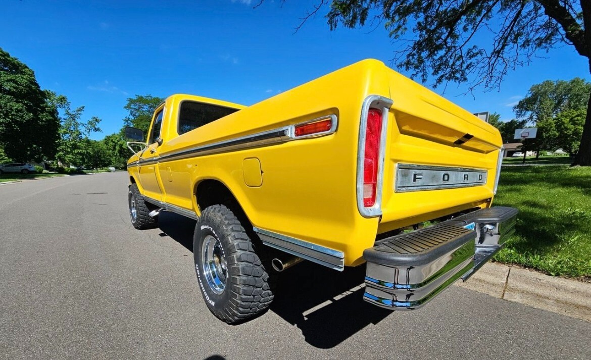 Ford-F-150-1976-Standard-Cab-Pickup-7