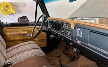 Ford-F-150-1976-custom-12