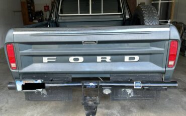 Ford-F-150-1976-custom-19
