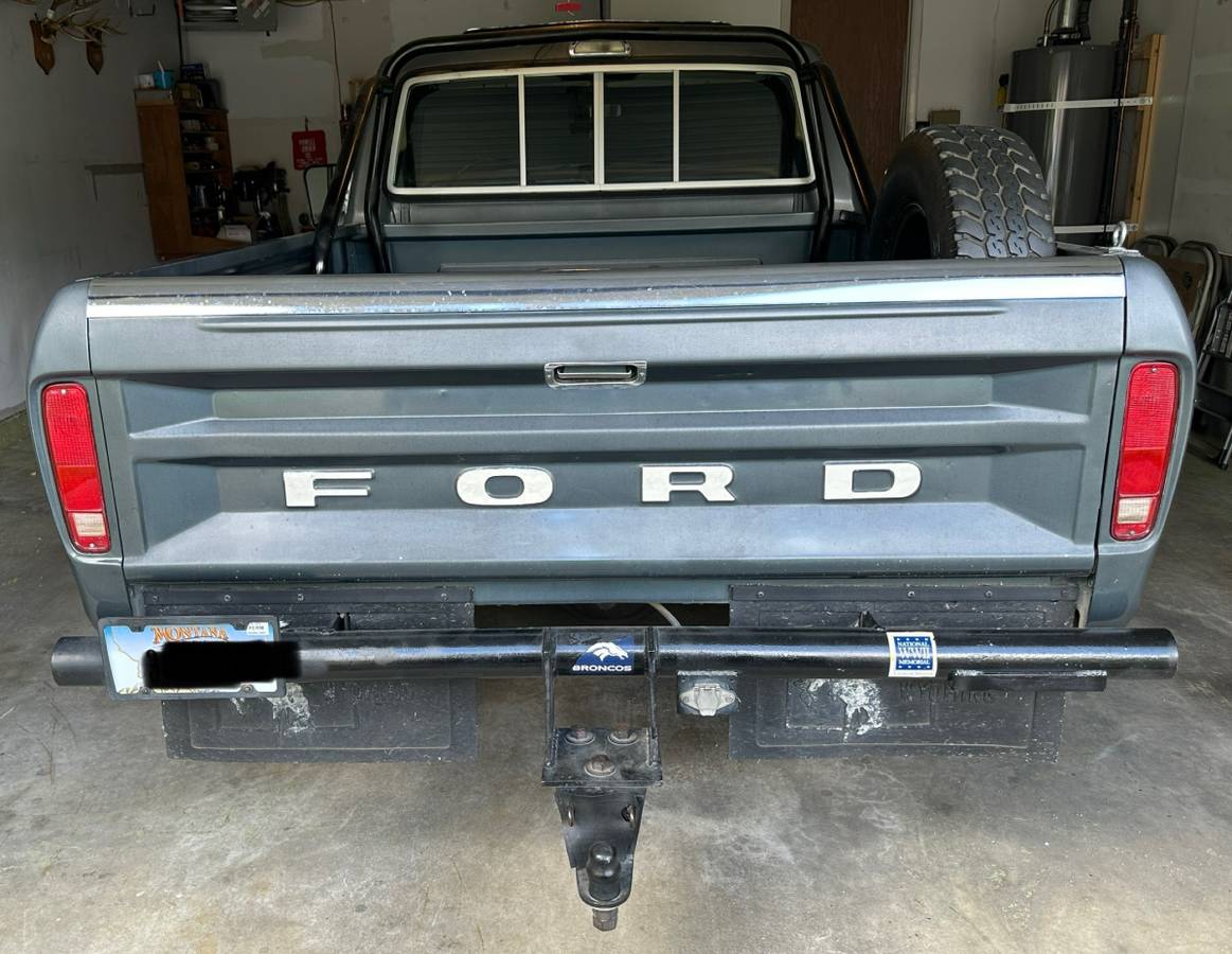 Ford-F-150-1976-custom-19