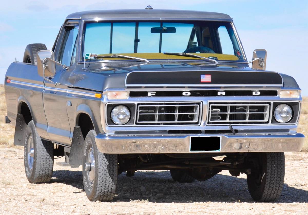 Ford-F-150-1976-custom-23