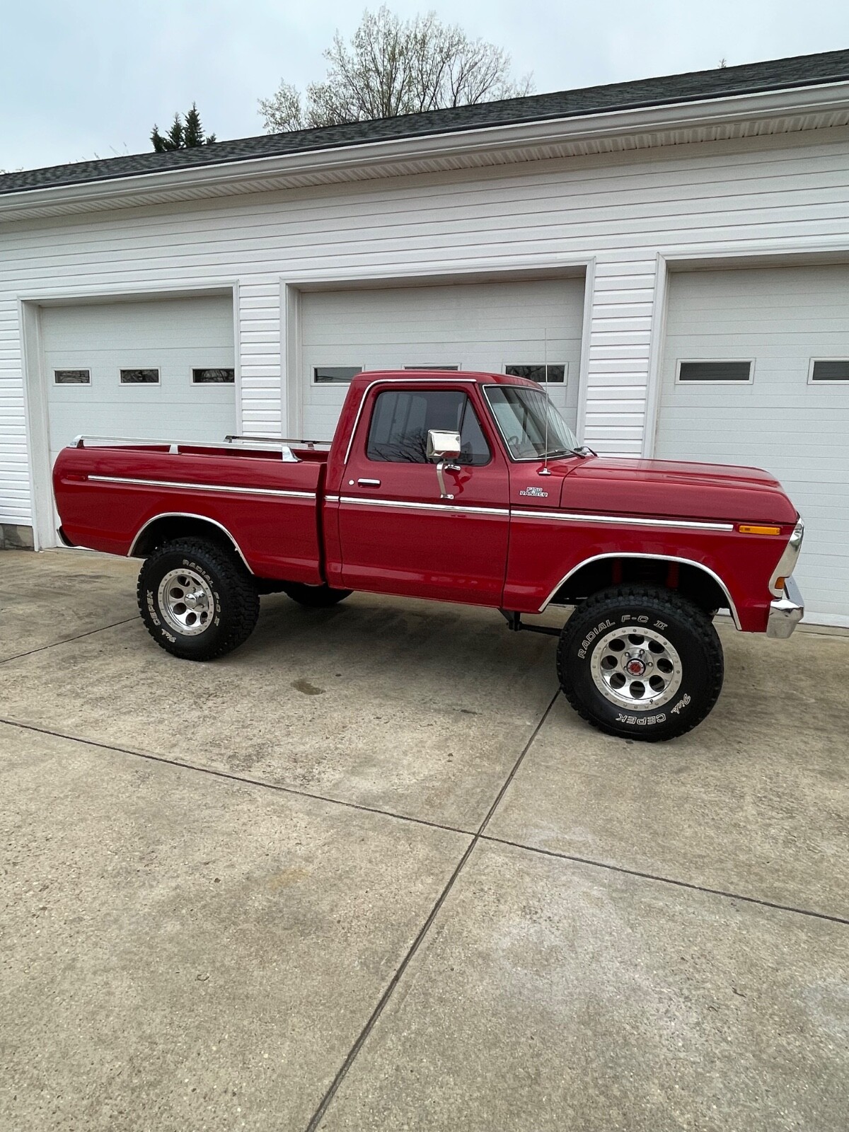 Ford-F-150-1978-Standard-Cab-Pickup-1