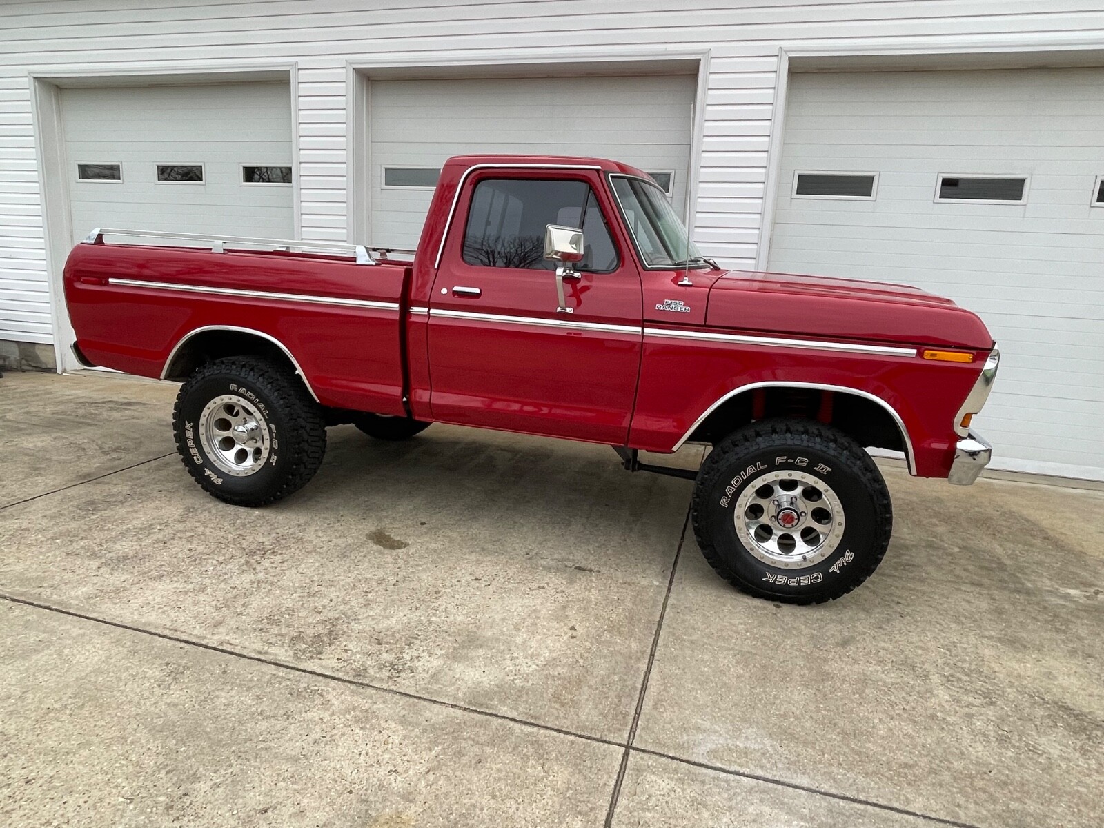 Ford-F-150-1978-Standard-Cab-Pickup-4