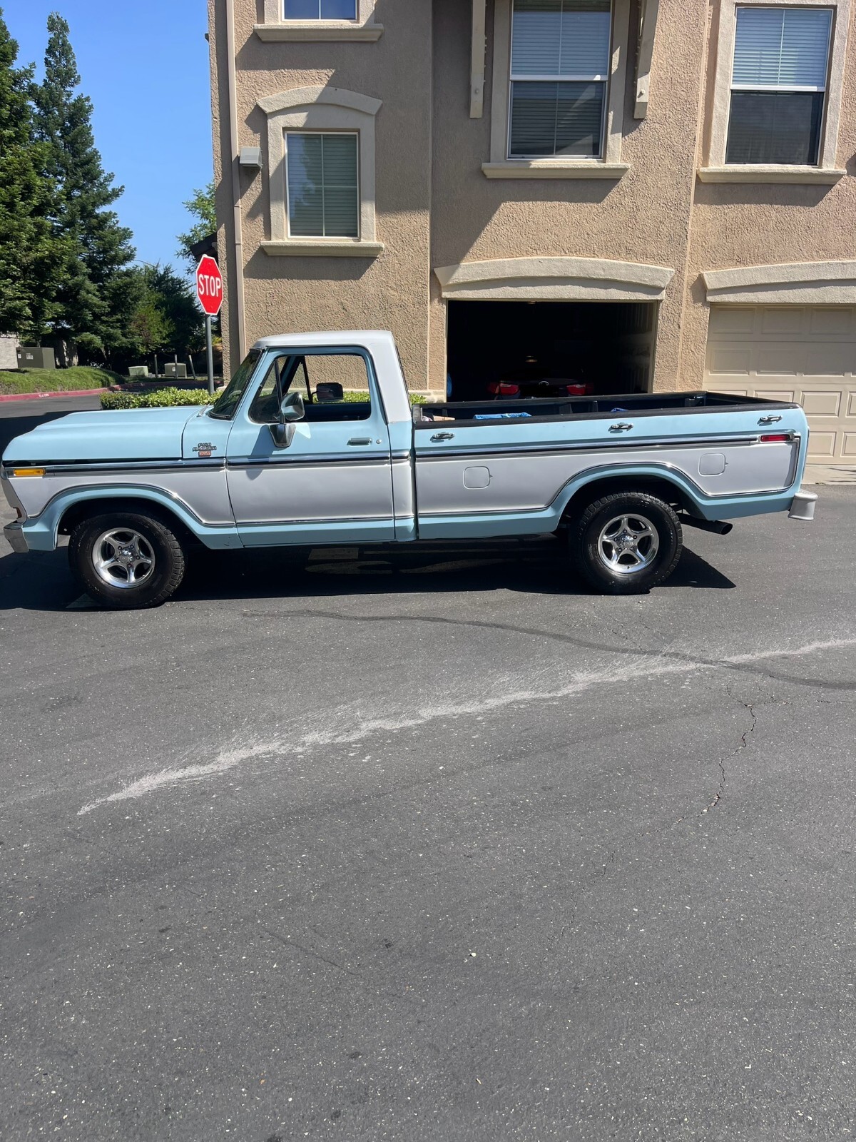 Ford-F-150-1978-Standard-Cab-Pickup