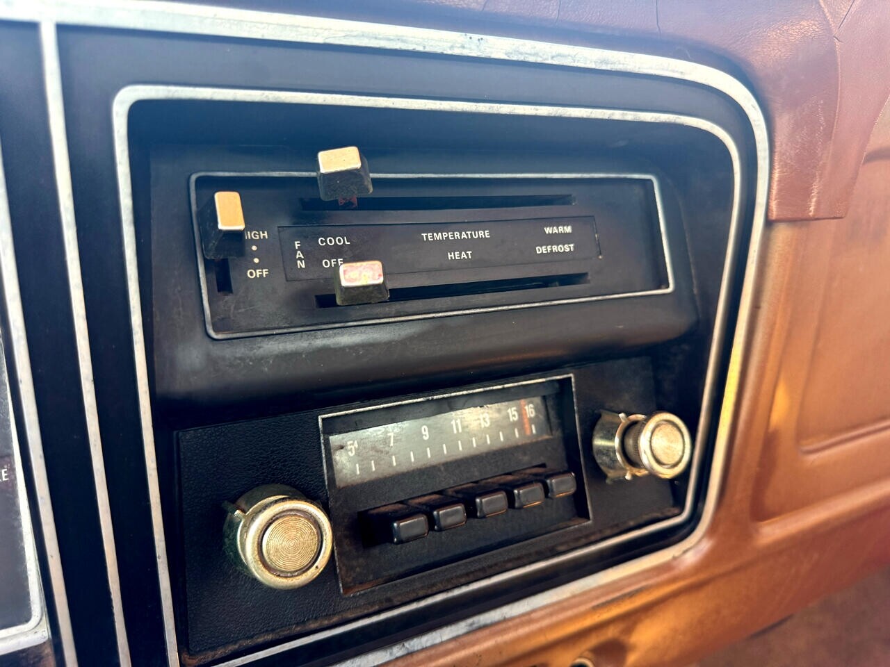 Ford-F-150-1978-Truck-32