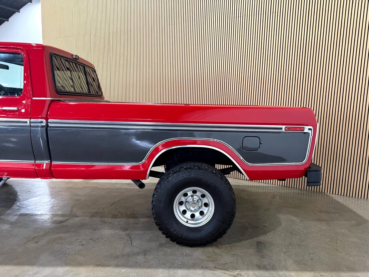 Ford-F-150-1979-Pickup-Truck-13