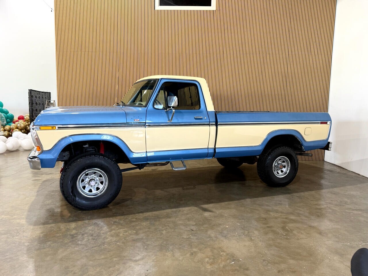 Ford-F-150-1979-Pickup-Truck-17
