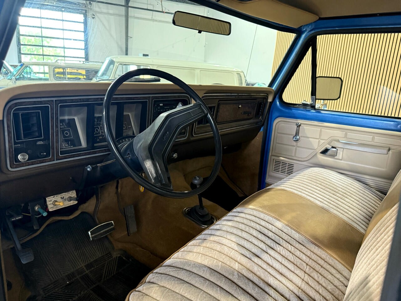 Ford-F-150-1979-Pickup-Truck-23