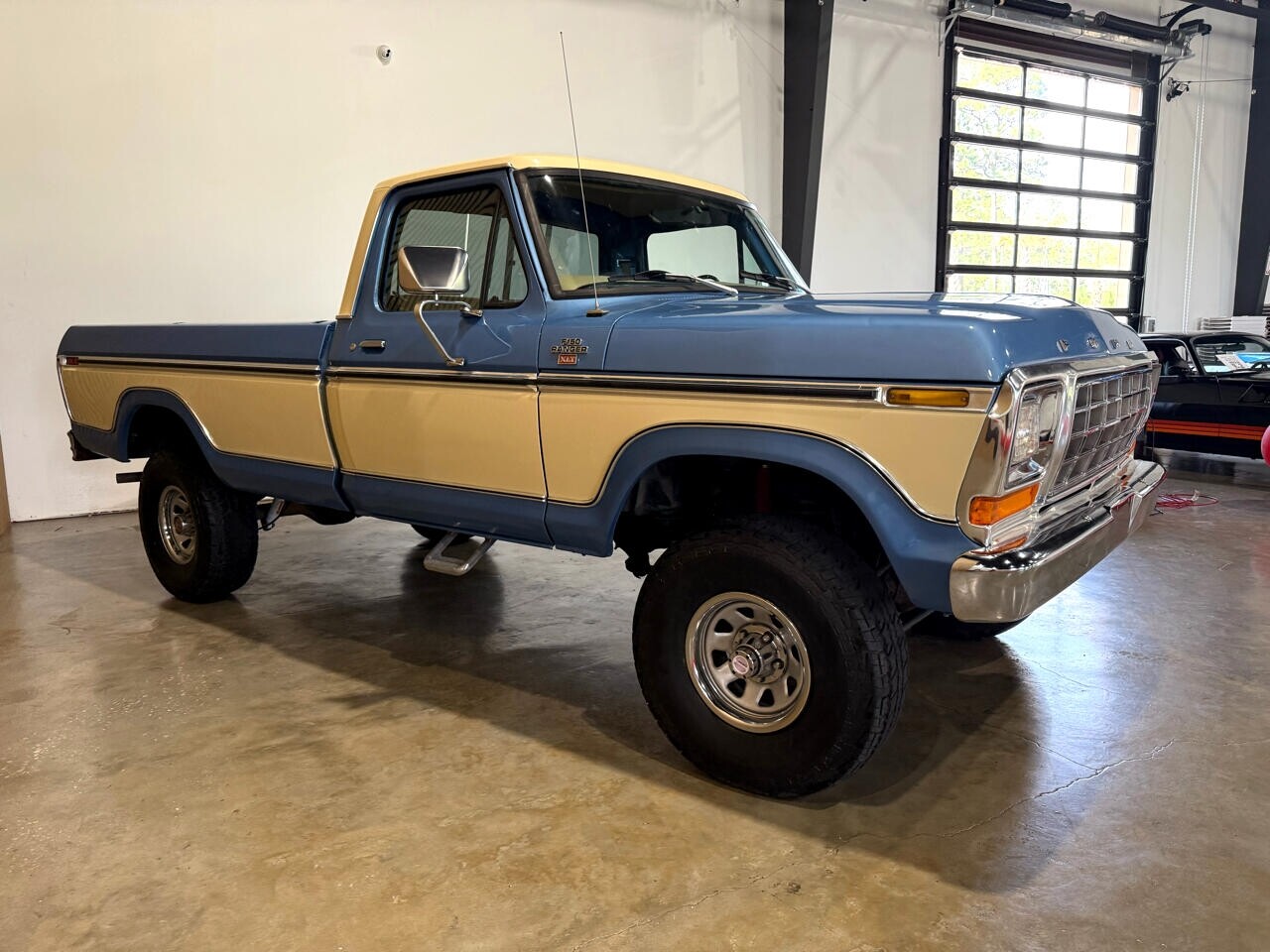 Ford-F-150-1979-Pickup-Truck-8