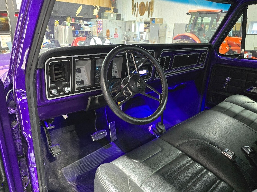 Ford-F-150-1979-Standard-Cab-Pickup-12