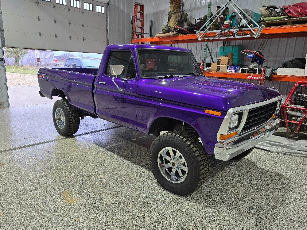 Ford-F-150-1979-Standard-Cab-Pickup