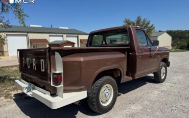 Ford-F-150-1983-Standard-Cab-Pickup-12