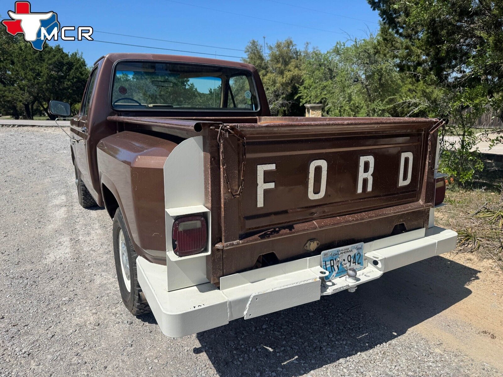 Ford-F-150-1983-Standard-Cab-Pickup-5