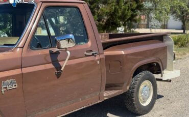 Ford-F-150-1983-Standard-Cab-Pickup-7