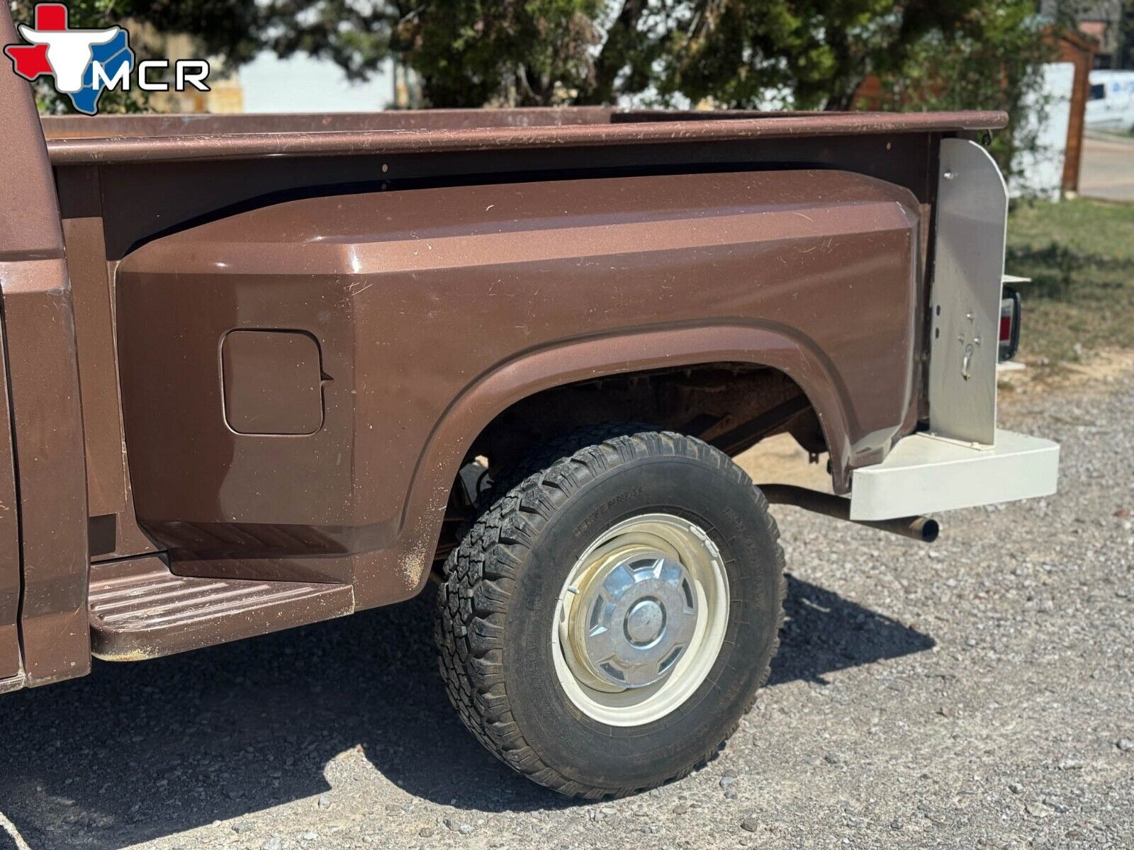 Ford-F-150-1983-Standard-Cab-Pickup-8