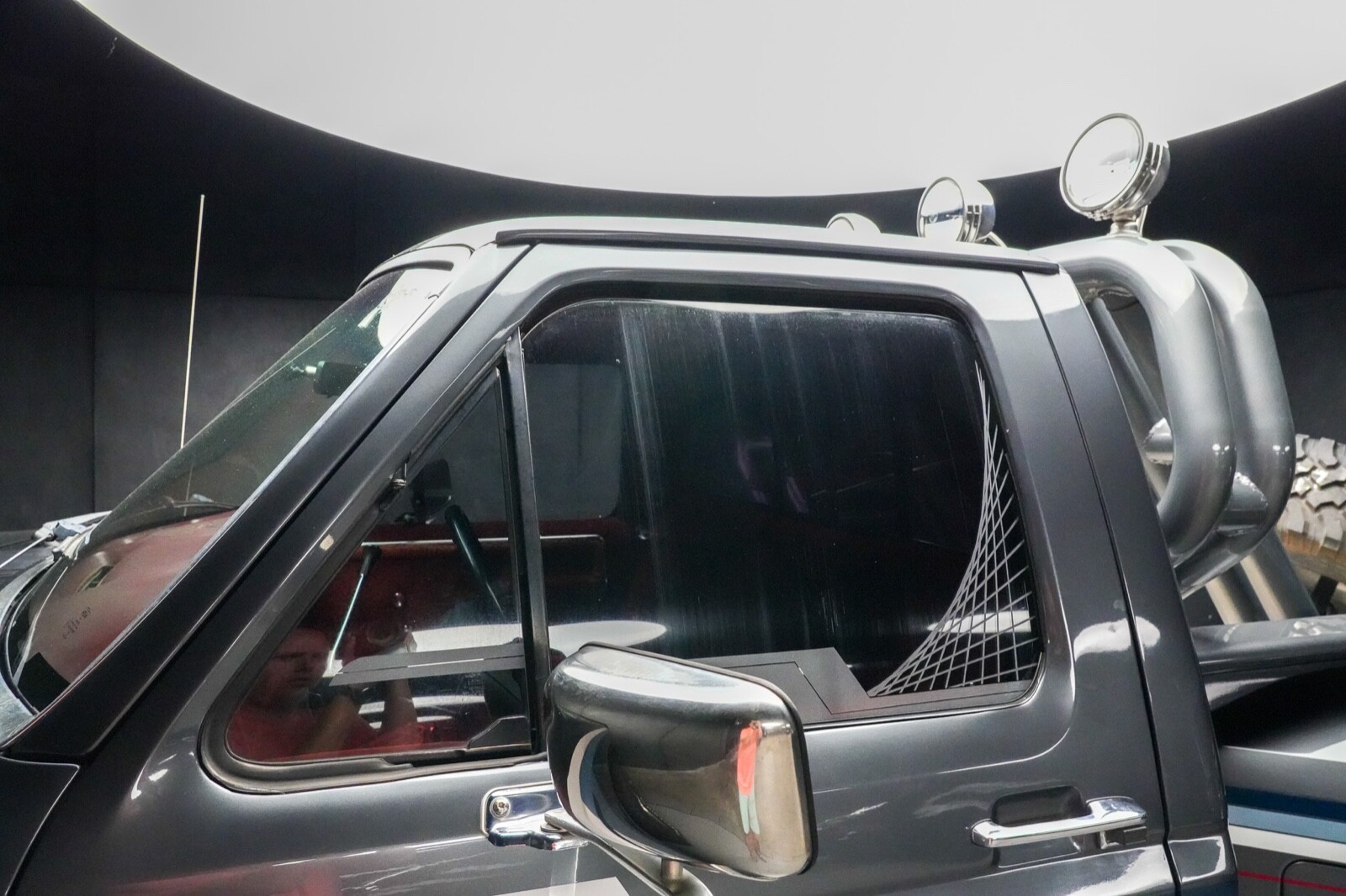 Ford-F-150-1983-Truck-12