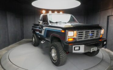 Ford-F-150-1983-Truck-29